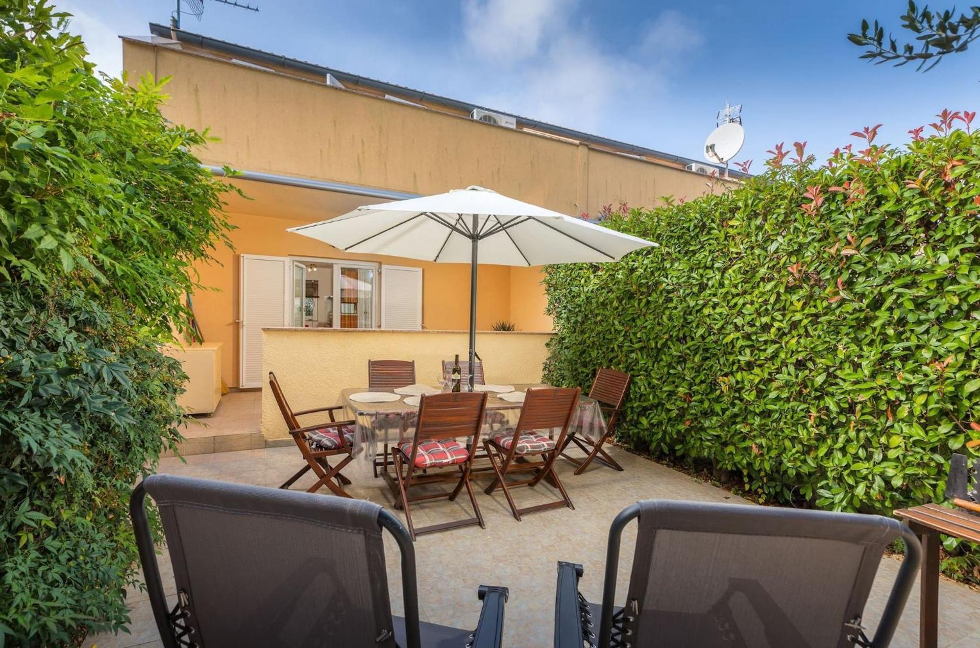 Apartment Buneta With Relaxing Outdoor Area Лижнян Экстерьер фото